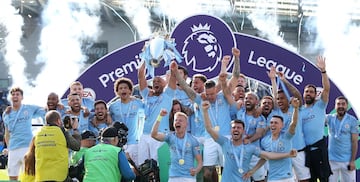 El Manchester City de Pep Guardiola se coronó campeón de la Premier League al golear 4-1 al Brighton en la última fecha de la liga. 