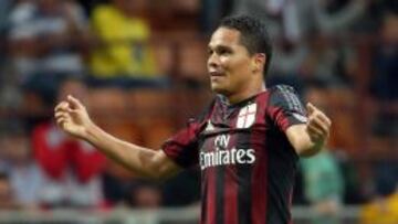 Carlos Bacca acumula tres goles en 320 minutos jugados con el Milan, en cuatro fechas de la Serie A.