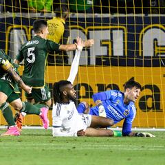 LA Galaxy se pone a seis puntos de puestos de playoffs