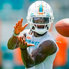NFL training camps: Wide receivers shine - Tyreek Hill, Chris Olave, Garrett Wilson and Mike Williams