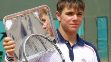 En juniors logr&oacute; el t&iacute;tulo de Roland Garros en 2003, tras vencer a Brian Baker.