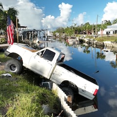 What was the strongest hurricane ever recorded? Where and when was it?