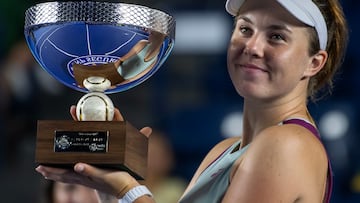 La tenista Linda Noskova de Republica Checa, festeja la victoria ante Lulu Sun de Nueva Zelanda en Monterrey (México).