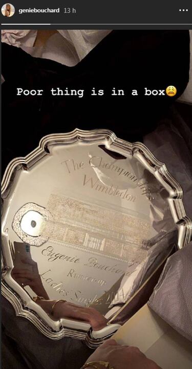 Bouchard tiene guardado su trofeo de subcampeona de Wimbledon... en una caja