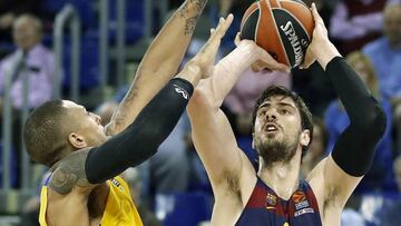 Ante Tomic lanza ante el exestudiantil Diamon Simpson.