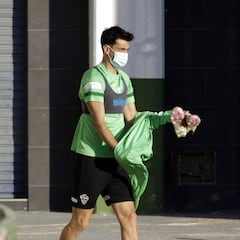 Pastore se retira de la sesión de trabajo con molestias en el sóleo