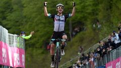 Simon Yates no se rinde