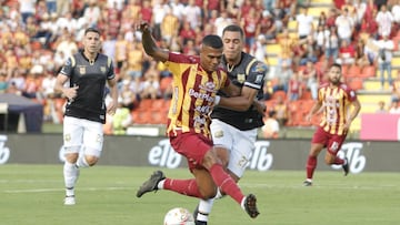 Partido de Liga BetPlay entre Tolima y Águilas Doradas.