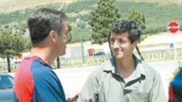 <b>SINTONÍA</b>. Gil Marín es saludado por Ferrando al llegar a San Rafael.