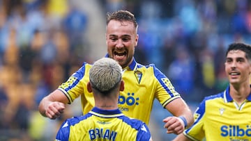 12/10/24 PARTIDO SEGUNDA DIVISION CADIZ - MALAGA 2-0 GOL DE JAVI ONTIVEROS