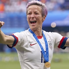 Selecciones femeninas de fútbol que ganan lo mismo que la varonil