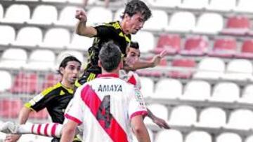 <b>PAVONAZO. </b>Pavón hizo el segundo gol del Zaragoza en un córner con un cabezazo en el segundo palo.