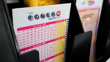 La bolsa acumulada de Powerball asciende a $645 millones de dólares. Consulta aquí los números ganadores y premios del sorteo de hoy, 18 de marzo.