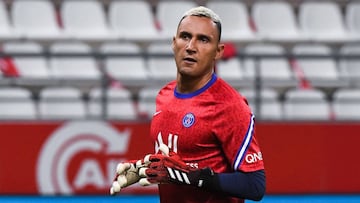 El portero del PSG, Keylor Navas, habl&oacute; de lo complicado que sostener un mano a mano contra jugadores de la talla de Messi, Neymar y Cristiano Ronaldo.