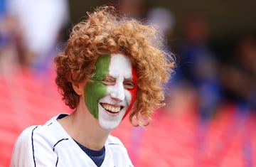 Las mejores imágenes de los aficionados desplazados a la Copa Mundial Femenina de Fútbol celebrada en Francia para animar a sus respectivas selecciones.