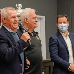 Javier Aguirre asiste a su primer acto mallorquinista