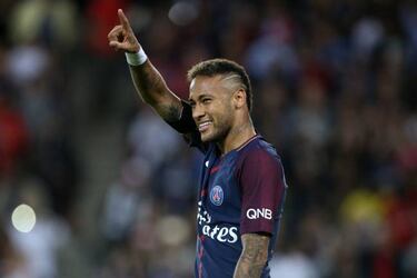 Neymar launches counter-claim against Barcelona over bonus