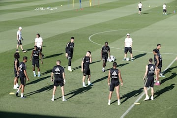 El Madrid entrena pensando en el debut liguero en el Bernabéu