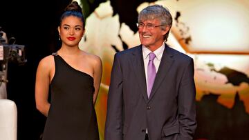 Bora Milutinovic durante una ceremonia del Balón de Oro.