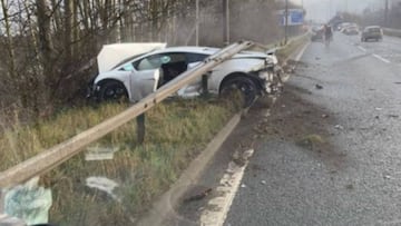 El Lamborghini de Sergio Romero, destrozado tras el accidente.