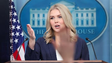 La agencia de noticias acusa a la administración Trump de violar la Primera Enmienda y tomar represalía por no usar "Golfo de América".