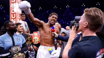 Anthony Joshua celebra su victoria ante Andy Ruiz.