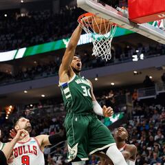 Bucks to play Celtics in NBA East Semifinals