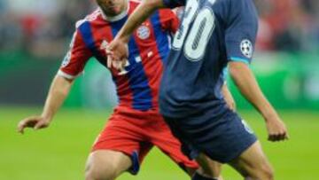 Bernat pelea con Oliver Torres