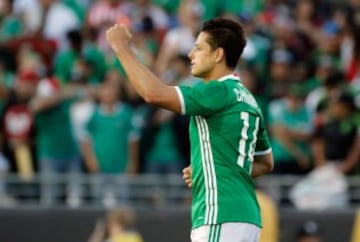 Javier 'Chicharito' Hernández se acerca a un gol de Borgetti como máximo goleador de la selección.