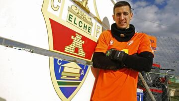 Edgar Badía se estrenará hoy bajo palos ante el Nàstic. Será el tercer portero que utiliza Pacheta este curso tras José Juan y Francis Uzoho.