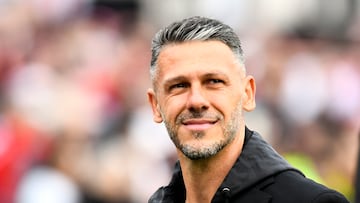 BUENOS AIRES, ARGENTINA - JULY 21: Martin Demichelis of River Plate looks on during a match of Liga Profesional 2024 between River Plate and Lanus at Estadio Más Monumental Antonio Vespucio Liberti on July 21, 2024 in Buenos Aires, Argentina. (Photo by Rodrigo Valle/Getty Images)