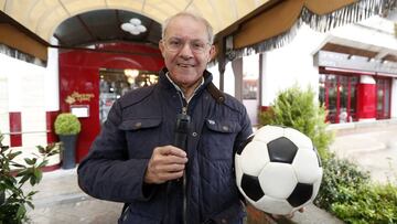 10/04/18 RESTAURANTE ESTACIONES DE JUAN CAFE COPA Y FUTBOL JOSE ANGEL DE LA CASA PRESENTADOR DE TELEVISION ENTREVISTA 