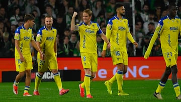 15/02/25 PARTIDO SEGUNDA DIVISION 
RACING SANTANDER - CADIZ 
SEGUNDO GOL PENALTI ALEX FERNANDEZ 0-2 ALEGRIA