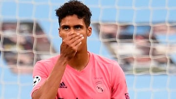 El United acelera por Varane