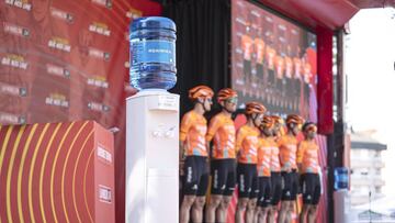 La Vuelta y Aquaservice celebran cinco años de hidratación sostenible en el deporte