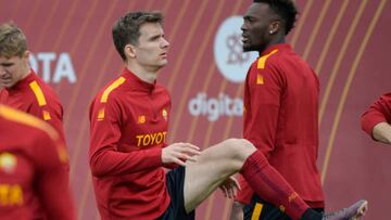 ROME, ITALY - FEBRUARY 27: AS Roma player Diego Llorente during a training sessio at Centro Sportivo Fulvio Bernardini on February 27, 2023 in Rome, Italy. (Photo by Fabio Rossi/AS Roma via Getty Images)