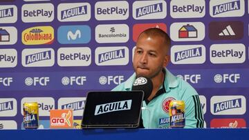 Angelo Marsiglia en la rueda de prensa antes de viajar a la Copa Oro W.