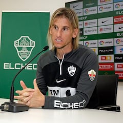 Beccacece: “¿Alineación indebida de Gavi? Los temas legales no me corresponden a mí”