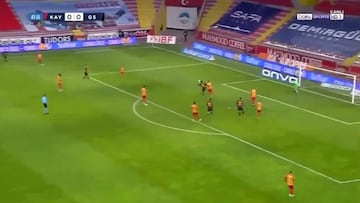 El delantero colombiano fue inicialista en el equipo de Fatih Terim ante el Kayserispor. Anotó el primer gol del compromiso y es el segundo consecutivo.
