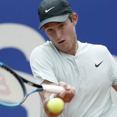 Nico Jarry salva seis match point para vencer a Mayer en Estoril