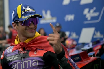 El piloto español de Prima Pramac Racing sigue líder del Mundial. 