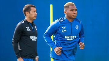 Gio Van Bronckhorst elogia la nueva actitud de Alfredo Morelos