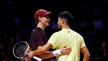 Jannik Sinner y Carlos Alcaraz en su último partido.