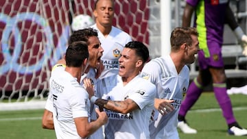 A pesar de no ejercer la opción de compra de Pavón, los angelinos se mantienen en negociaciones para quedárselo. Galaxy presentó otros movimientos en la plantilla.