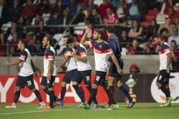 Nicolás Blandi aprovechó un balón que dejó vivo en el área Liborio Sánchez, arquero de Toluca, y llegó para empujar el 0-1.