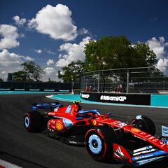 Ferrari aprieta a Verstappen