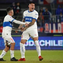 Castillo aborda su salida de la UC y apunta a Juan Tagle: “Que te saquen en cara eso...”