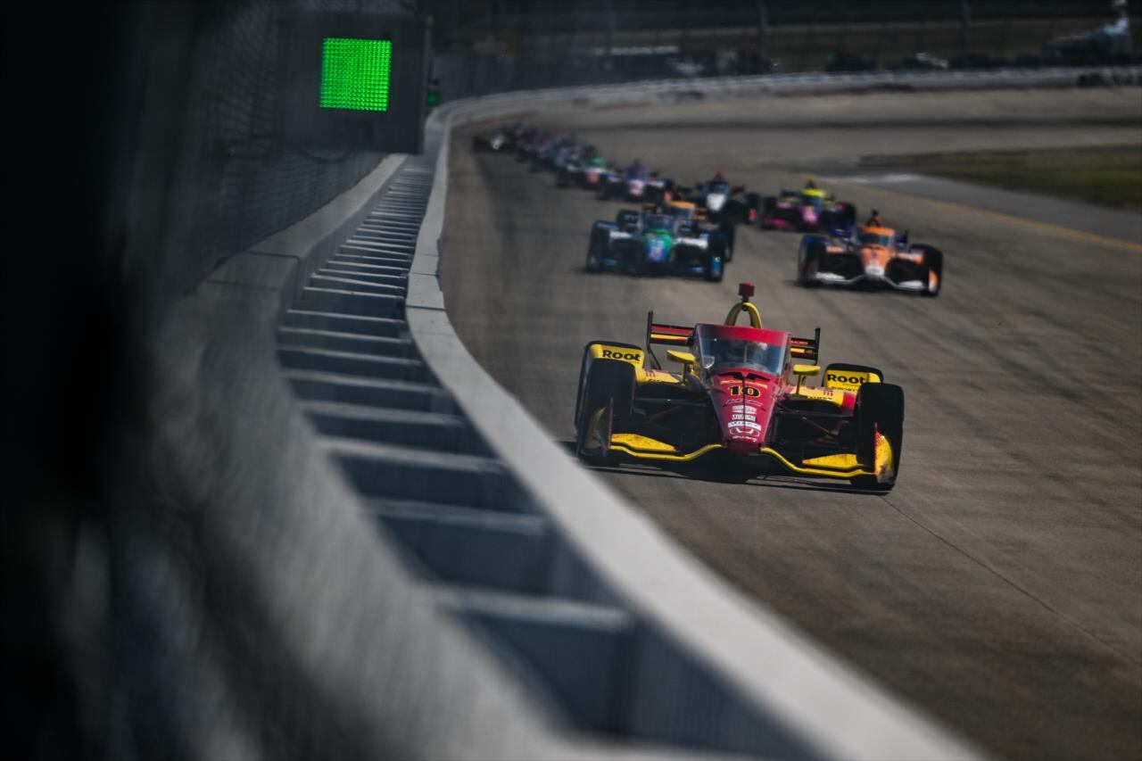 Palou lidera la carrera de Nashville de la IndyCar.