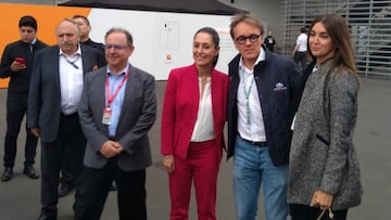 La jefa de gobierno de la CDMX, Claudia Sheinbaum, visito el autódromo previo al GPMX.