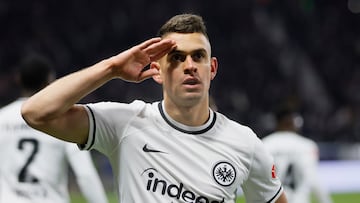 Rafael Santos Borré, delantero colombiano del Eintracht Frankfurt